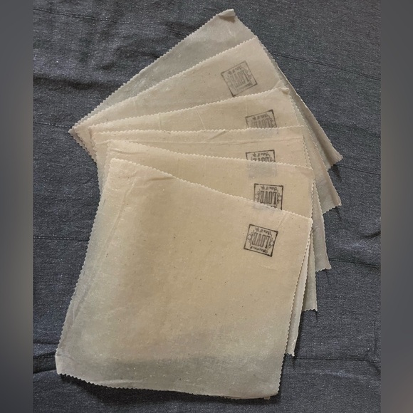 Reusable beeswax wrappers + beeswax pastilles + fabric
Group of 50 Brand NEW - Picture 9 of 9